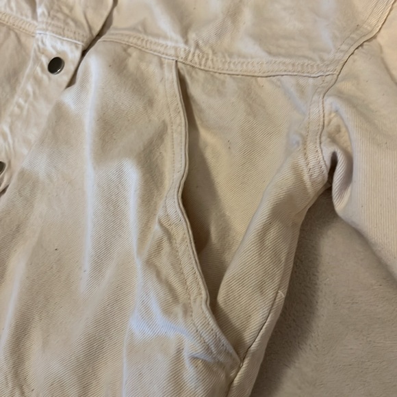 Tracy + Cream Cropped Light Weight Denim Jacket Sz S - Picture 8 of 10